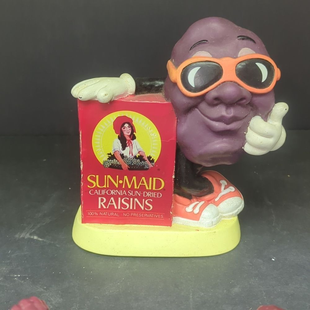 1987 CALRAB CALIFORNIA RAISINS BANK SUN-MAID sunmaid & ADVERTISING FIGUREs - Picture 2 of 8